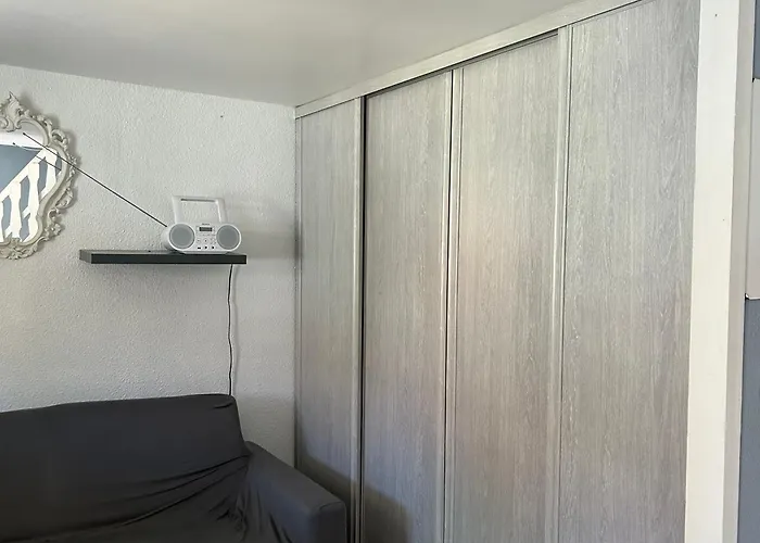 Дом отдыха Pavillon T3 Lumineux, Climatise, Piscine & Parking, A 800m De La D'argeles-sur-mer - Fr-1-732-16